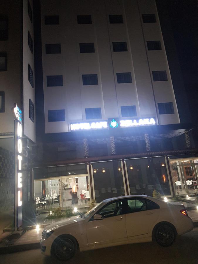 חוריבגה Zellaka Hotel & Cafe מראה חיצוני תמונה